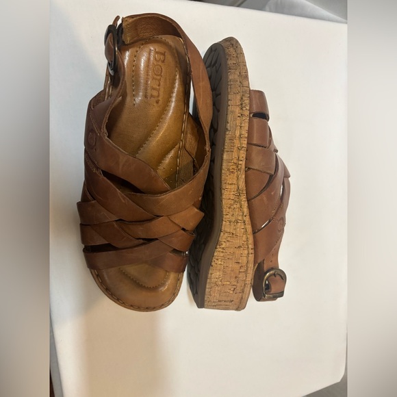 Børn Women’s Tan Leather Cork Wedge Sandals Size 8 Comfort Slingback Crisscross - Picture 9 of 10